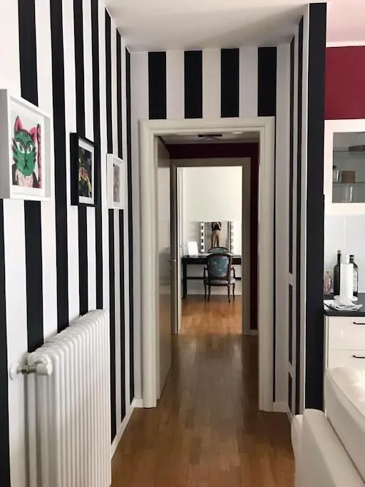 Comodo Bilocale Nuovo Milano Apartment Italy