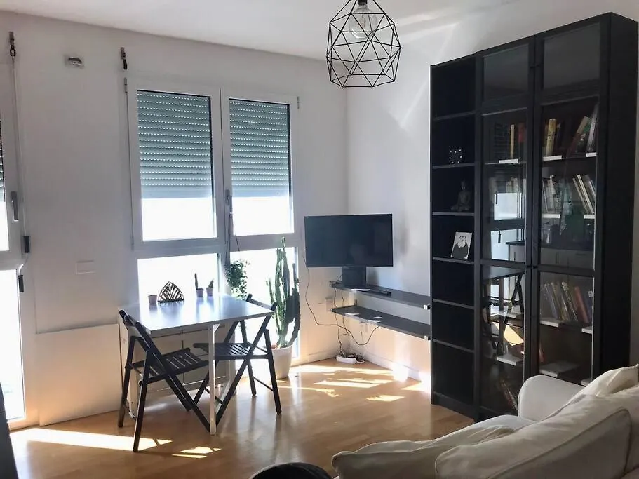 Comodo Bilocale Nuovo Milano Apartment Milan